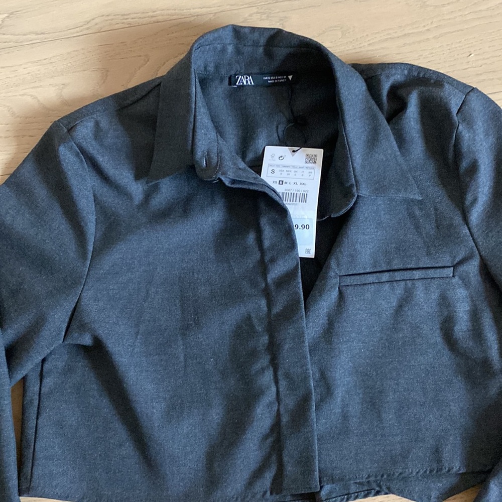 Nwt Zara Cropped Button Down In Charcoal Grey - image 5